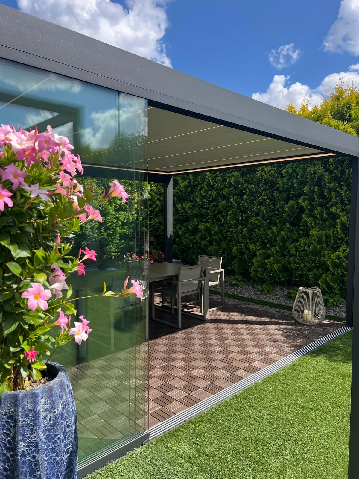 Realizacja Perglasso — szklany salon Vetrano 3×4 m